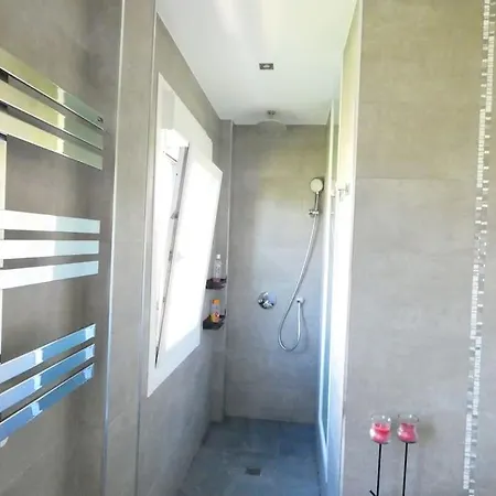 De Diseño Moderno En Сasa de vacaciones